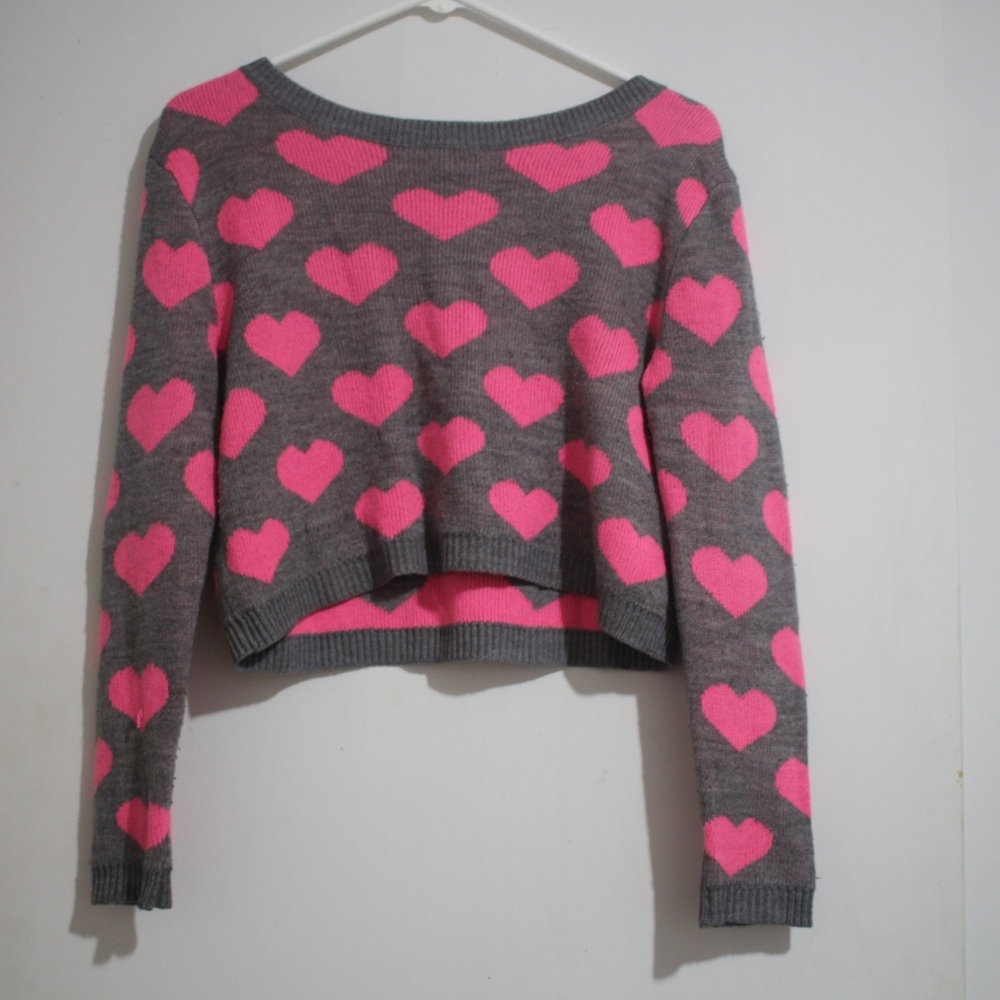 Gray & Pink Heart Cropped Sweater extra small XS